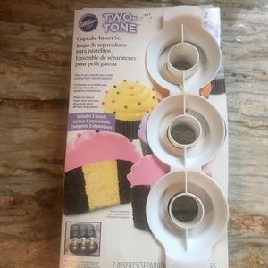 Wilton cupcake mold